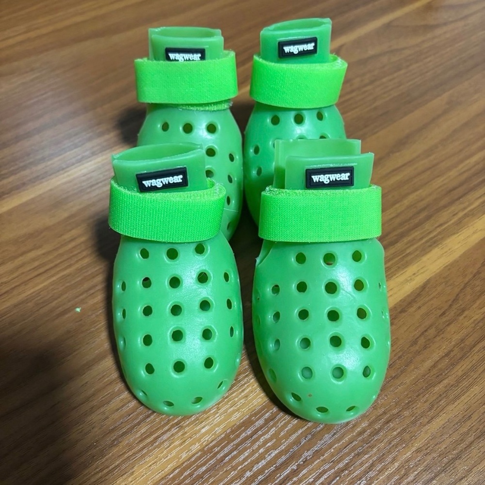 Wagwear Mojave Wellies - L -Green Dog Boots shoes